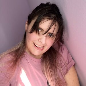 Meet your Posher, Nica!